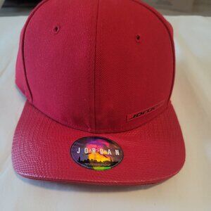 Nike Air Jordan 17+ Red Premium Snapback Hat 789498-687 Brand New With Tags